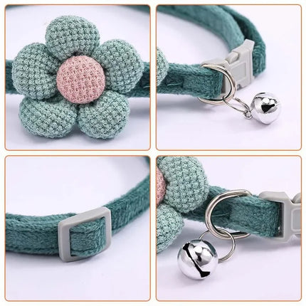 Collier pour chat réglable avec jolie fleur et cloche