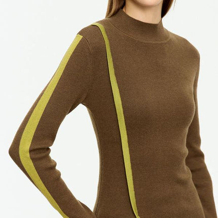 Pull col montant asymétrique élégant pour femme