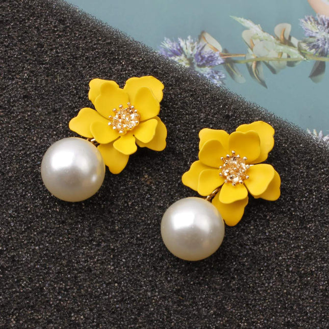 Boucles d'oreilles pendantes à fleurs jaunes/blanches