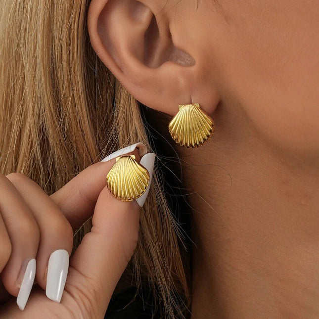 Vintage Shell-Inspired Stud Earrings for Women - Wnkrs