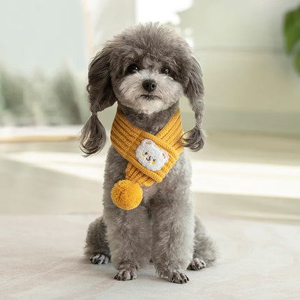 Écharpe tricotée pour chien avec pompon duveteux - Bandana cache-cou d'hiver pour animaux de compagnie