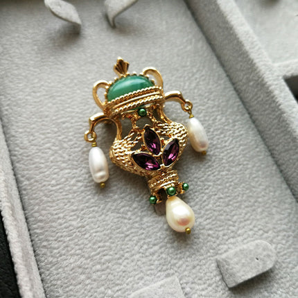 Baroque Style Freshwater Pearl and Jade Brooch - wnkrs