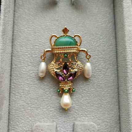 Baroque Style Freshwater Pearl and Jade Brooch - wnkrs