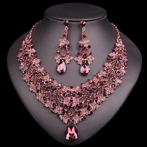 Women's Vintage Rhinestones Statement Necklace with Earrings Set - Wnkrs