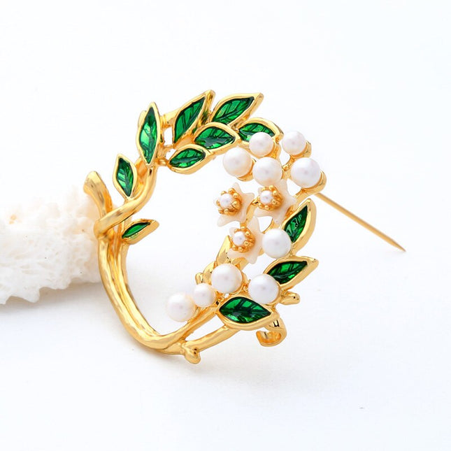 Wreath Shaped Pearl Brooch for Women - Wnkrs