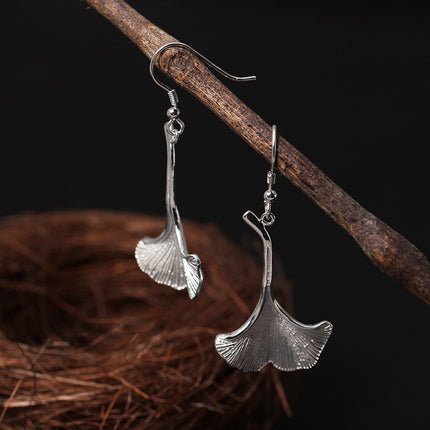 Elegant Vintage Ginkgo Leaf Shaped Silver Drop Earrings - Wnkrs