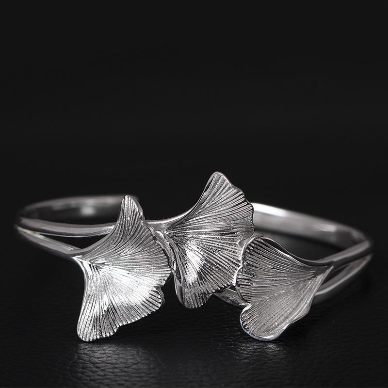 Exquisite Ginkgo Leaves Shaped Silver Women's Bangle