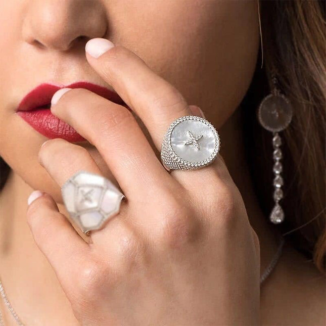 Luxury Silver Mother of Pearl Round  Ring - Wnkrs