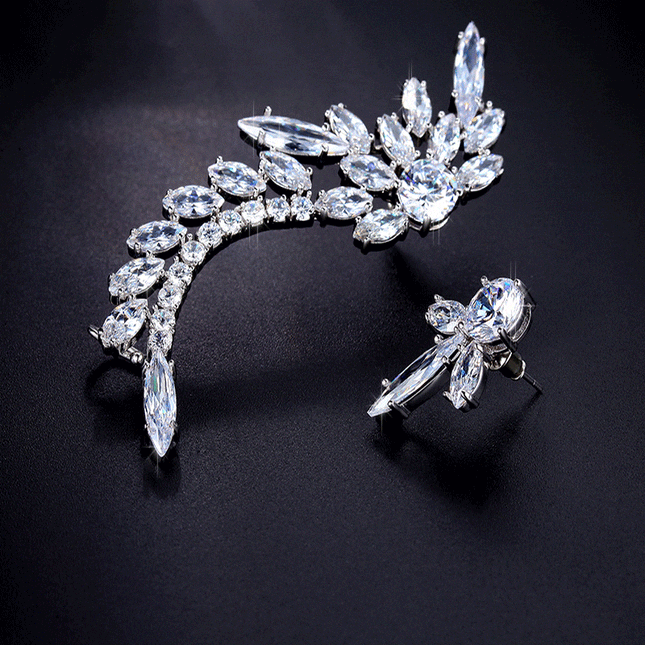 Women's Stylish Assymetrical Stud Earrings - wnkrs