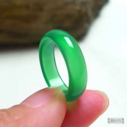 Natural Green Jade Ring - Wnkrs