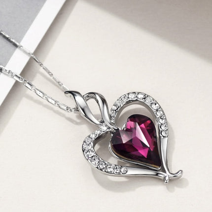 Lovely Rhinestone Heart Women’s Pendant Necklace - Wnkrs