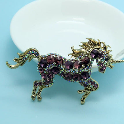 Kawaii Vintage Horse Shaped Women's Brooches - Wnkrs