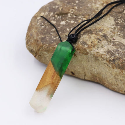 Men's Natural Resin and Wood Necklace - Wnkrs