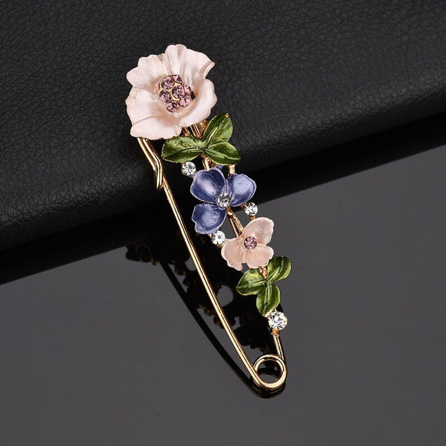 Women's Vintage Floral Pin