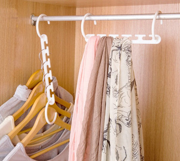 Clothes Hangers Organizer - wnkrs