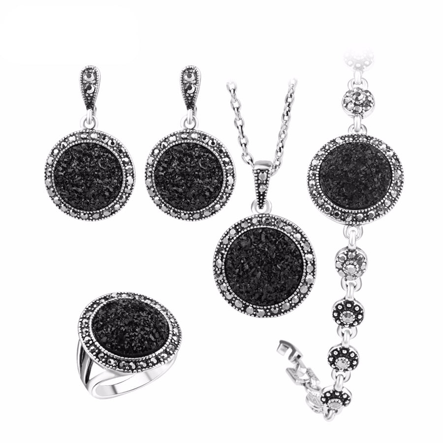 Luxury Vintage Silver Plated Women's Jewelry Set