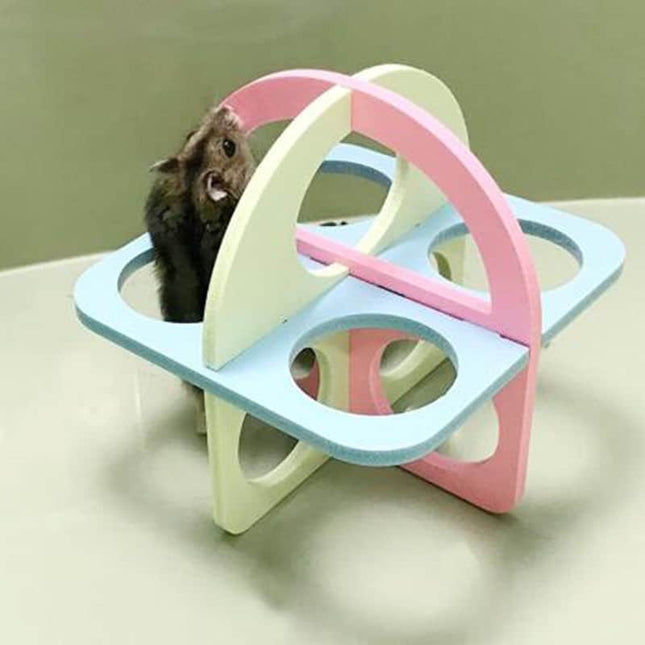 Hamster's Labyrinth Toy - wnkrs