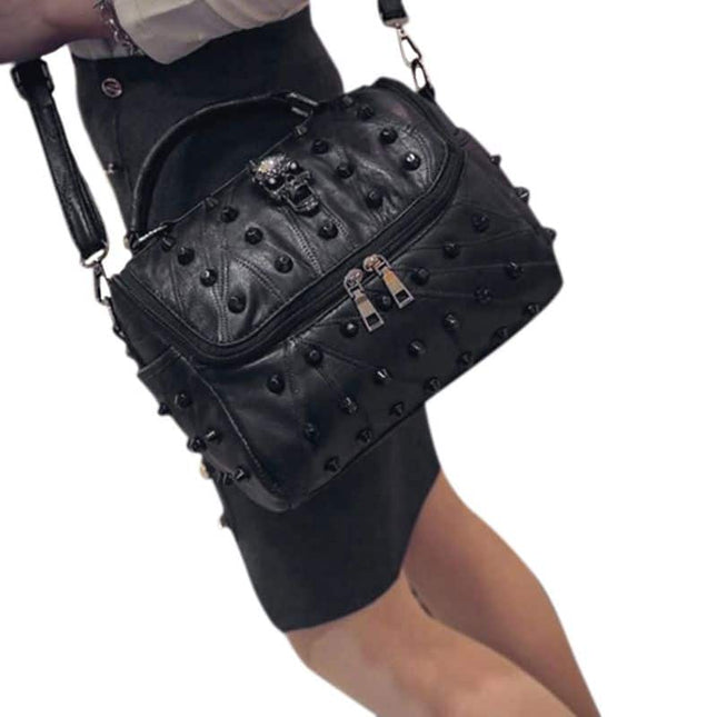 Women's Leather Messenger Bag - wnkrs