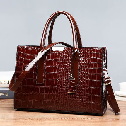 Women's Luxury Crocodile Patterned Handbag - Wnkrs