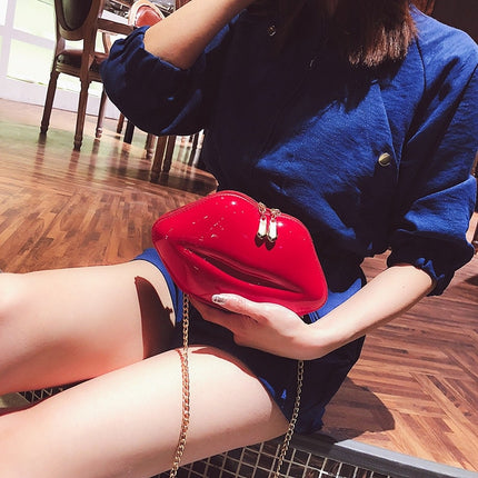 Women's Lips Crossbody Bag - Wnkrs
