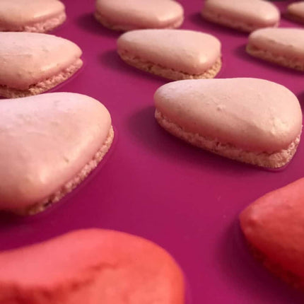 42 Hearts Shaped Pink Food Grade Silicone Macaron Mold - wnkrs