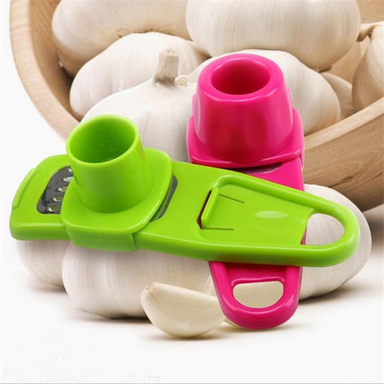 Practical Plastic and Stainless Steel Garlic Cutter - wnkrs