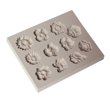 Lovely Flower Shaped Eco-Friendly Silicone Cake Decoration Mold - Wnkrs