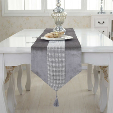 Crystal Trim Table Runner with 4 Pcs Placemats - Wnkrs