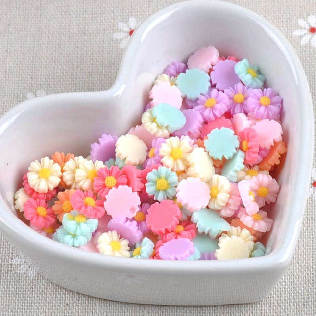 Adorable Daisy Resin Embellishments for Scrapbooking - wnkrs
