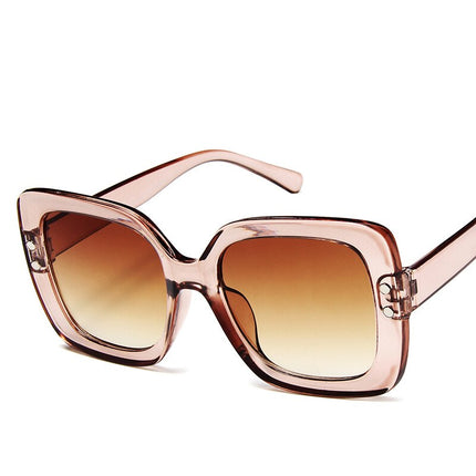 Elegant Vintage Style Oversize Women's Sunglasses - wnkrs