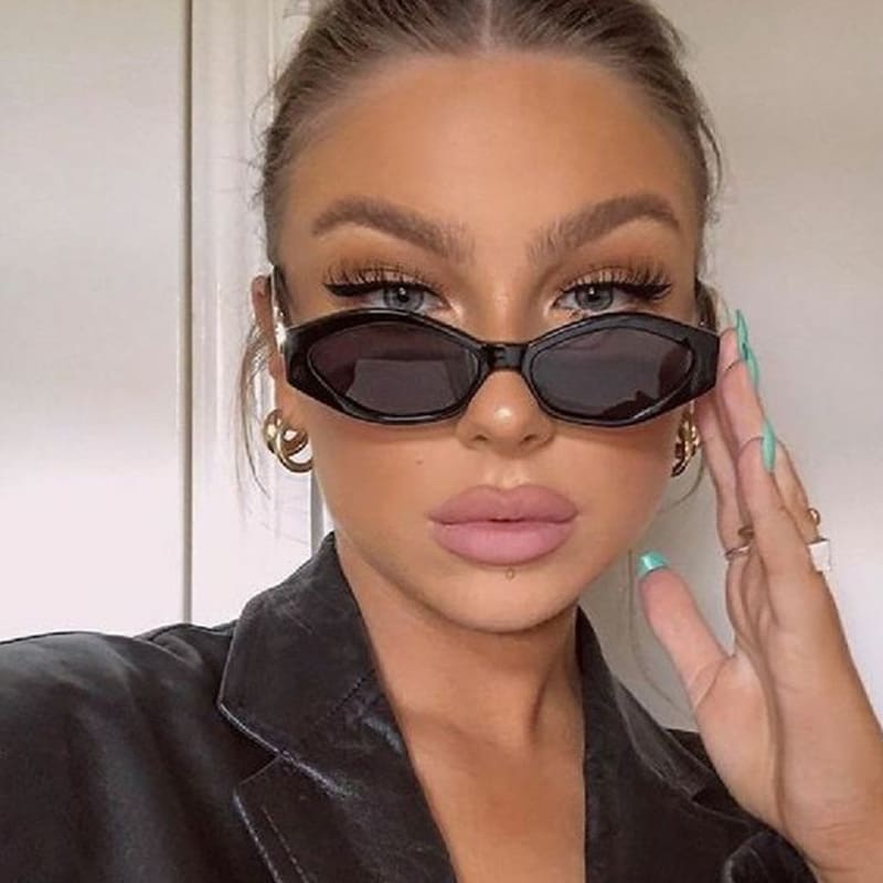 Women's Small Oval Polycarbonate Sunglasses