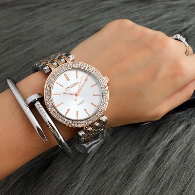 Women's Wristwatches with Rhinestone Decor - wnkrs