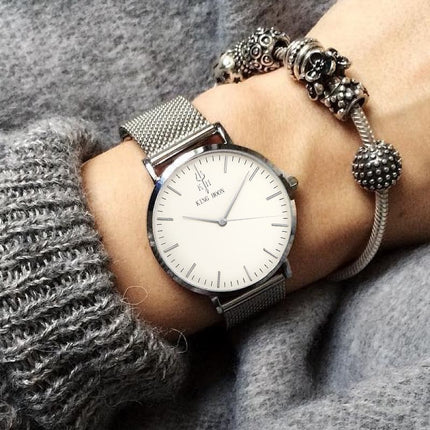Women's Round Leather Wrist Watches - wnkrs