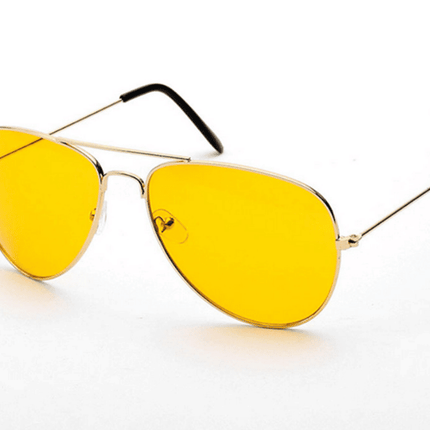Men's Retro Style Sunglasses with Large Yellow Lenses - wnkrs