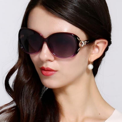 Women's Luxury Crystal Detail Sunglasses - wnkrs