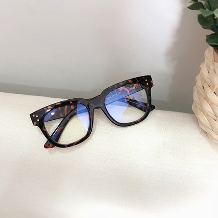 Women's Square Rivets Decorated Glasses - wnkrs
