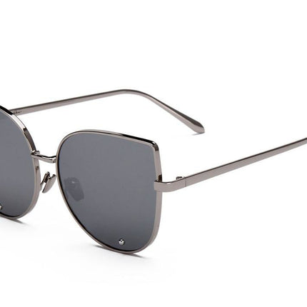 Cat Eye Shaped Sunglasses for Women - wnkrs