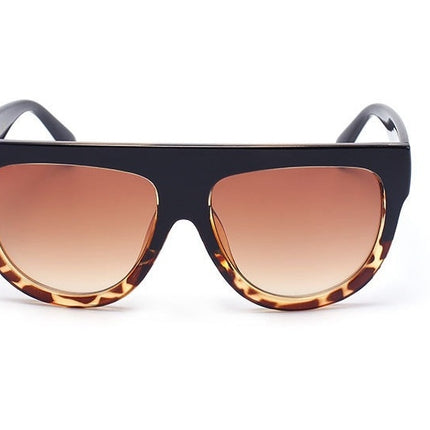 Fashionable Flat Sunglasses for Women - wnkrs