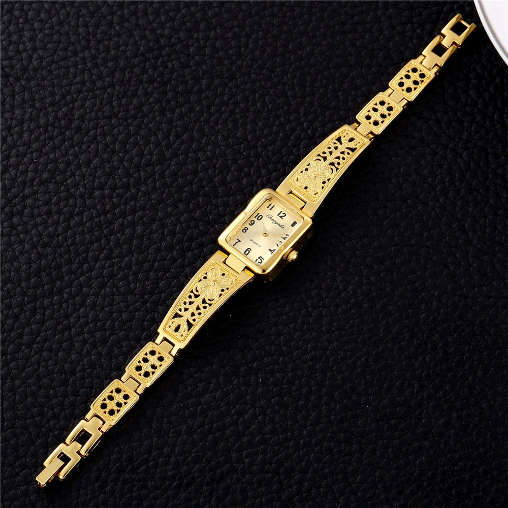 Women's Patterned Stainless Steel Bracelet Watch